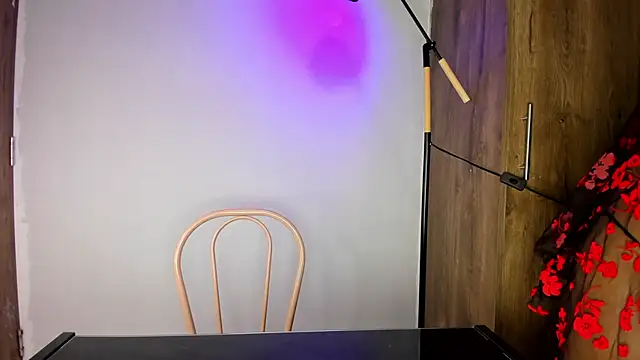 khate smith online show from 04/12/26, 04:23