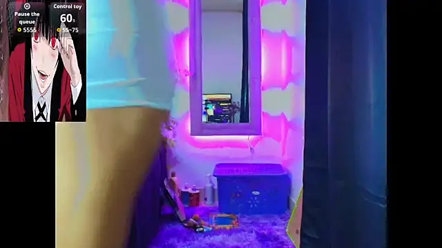 Snapshot of DevoraHarper_ chatting on 12/14/25, 01:11 DevoraHarper online show from 12/14/25, 01:11