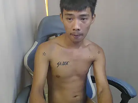 Snapshot of urasianjason chatting on 03/25/26, 11:38 urasianjason online show from 03/25/26, 11:38