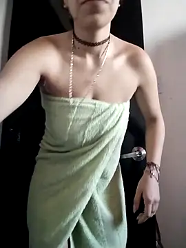 Katyuskka love online show from 11/04/25, 01:43