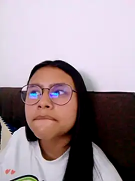 Snapshot of SofieLove_01 chatting on 03/15/26, 09:54 SofieLove 01 online show from 03/15/26, 09:54