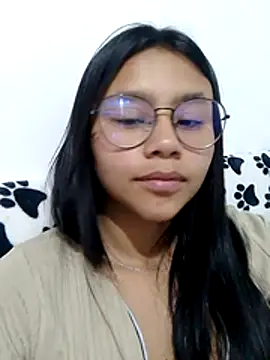 Snapshot of SofieLove_01 chatting on 04/08/26, 06:57 SofieLove 01 online show from 04/08/26, 06:57