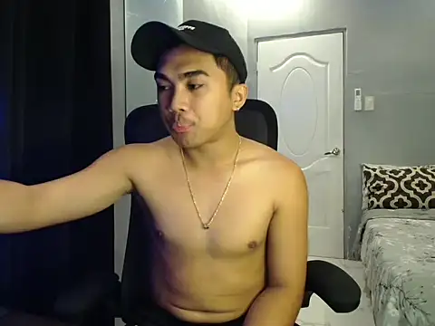 Snapshot of pinoyAdrianneXXX chatting on 09/24/25, 02:59 pinoyAdrianneXXX online show from 09/24/25, 02:59