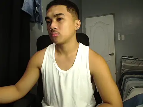 Snapshot of pinoyAdrianneXXX chatting on 02/27/26, 11:38 pinoyAdrianneXXX online show from 02/27/26, 11:38