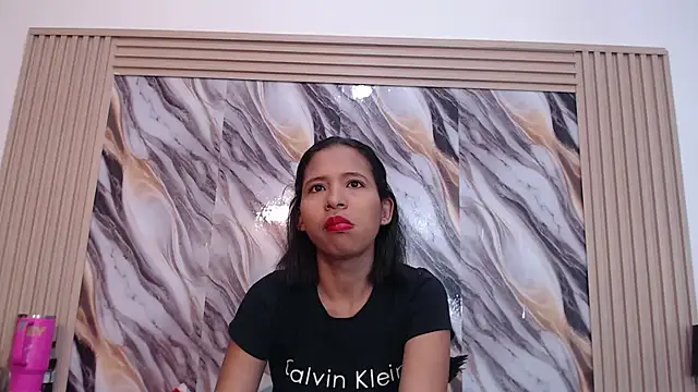 Snapshot of Samantha_Fox69_ chatting on 12/19/25, 02:51 Samantha Fox69 online show from 12/19/25, 02:51