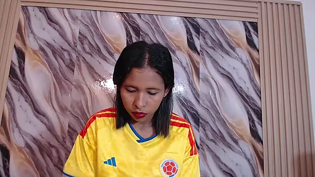 Snapshot of Samantha_Fox69_ chatting on 03/27/26, 12:38 Samantha Fox69 online show from 03/27/26, 12:38