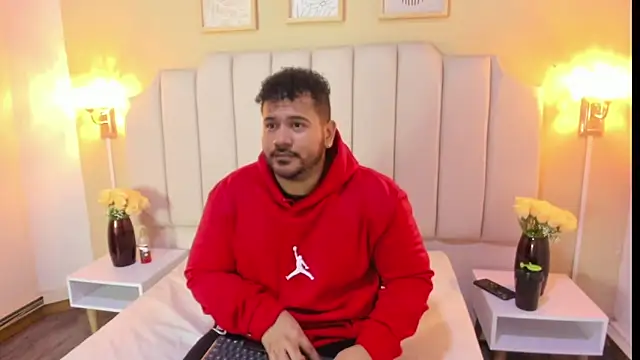 Snapshot of michael_hill1 chatting on 10/03/25, 01:41 michael hill1 online show from 10/03/25, 01:41