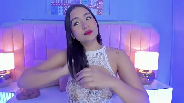 noa moon online show from 10/10/25, 11:09