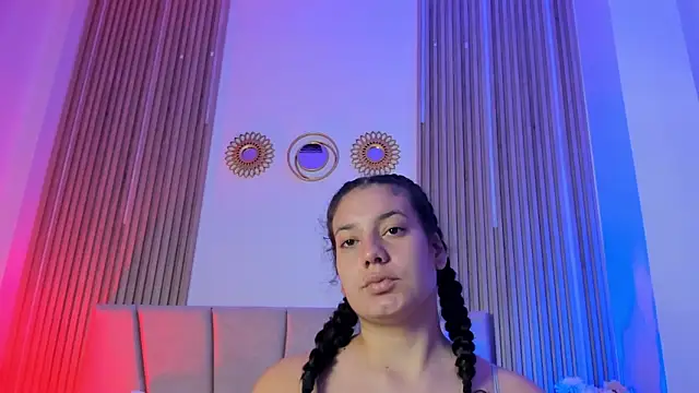 Snapshot of Rachell_Jamess chatting on 10/31/25, 03:40 Rachell Jamess online show from 10/31/25, 03:40