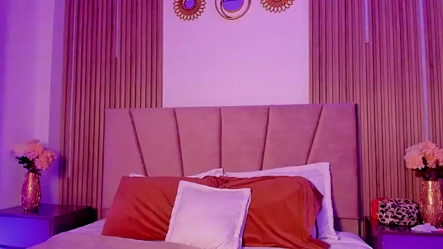 Snapshot of Rachell_Jamess chatting on 11/13/25, 03:38 Rachell Jamess online show from 11/13/25, 03:38