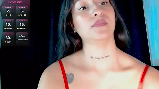 EVAH LEE  online show from 11/29/25, 03:09