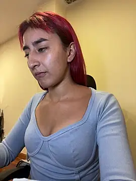 JuliethaDemon  online show from 04/15/26, 02:24