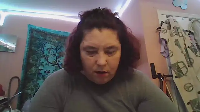 Snapshot of lil-gemini-hippy chatting on 03/10/26, 01:32 lil-gemini-hippy online show from 03/10/26, 01:32