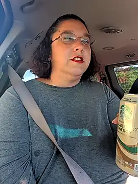 Snapshot of lil-gemini-hippy chatting on 04/27/26, 09:13 lil-gemini-hippy online show from 04/27/26, 09:13