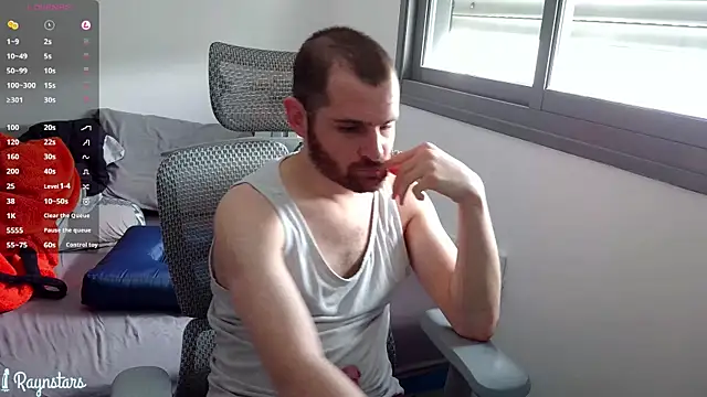 Snapshot of raynstars chatting on 02/02/26, 10:36 raynstars online show from 02/02/26, 10:36