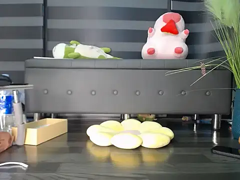 Snapshot of NANA_199k chatting on 10/06/25, 09:51 NANA 199k online show from 10/06/25, 09:51