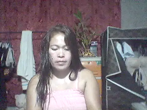 Snapshot of 66pineapple chatting on 04/12/26, 12:43 66pineapple online show from 04/12/26, 12:43