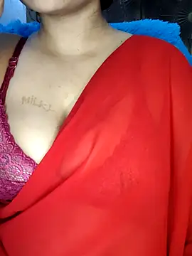 Snapshot of annanya01 chatting on 10/06/25, 04:10 annanya01 online show from 10/06/25, 04:10