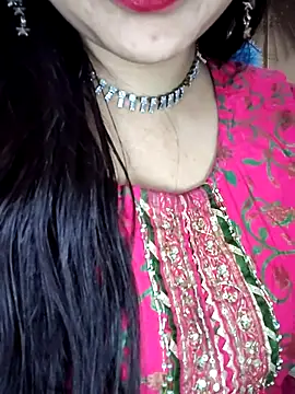 Snapshot of annanya01 chatting on 10/06/25, 04:15 annanya01 online show from 10/06/25, 04:15