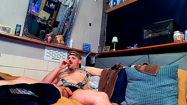 Snapshot of Xstumpy chatting on 05/13/26, 12:08 Xstumpy online show from 05/13/26, 12:08