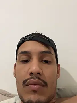 Snapshot of BAGHEERAPGG chatting on 10/15/25, 04:23 BAGHEERAPGG online show from 10/15/25, 04:23