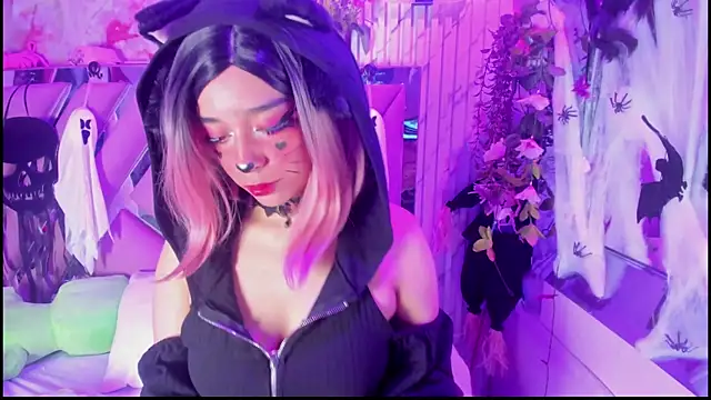 Akane Hikari  online show from 10/20/25, 05:30