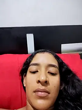 Amber-Sweett online show from 11/01/25, 02:13