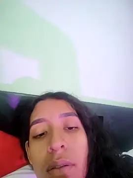 Amber-Sweett online show from 11/13/25, 09:25