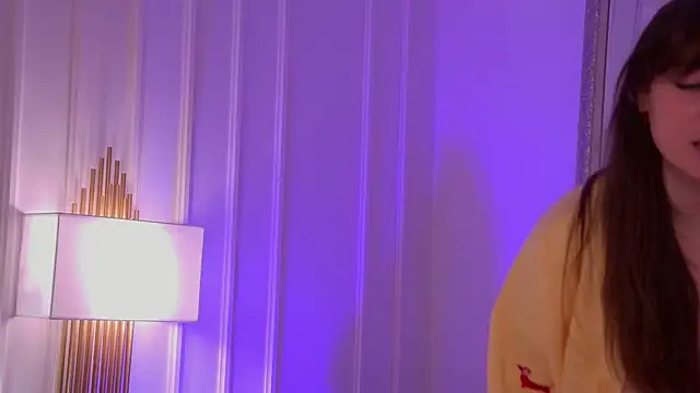 Snapshot of MeganStrain chatting on 09/24/25, 03:21 MeganStrain online show from 09/24/25, 03:21