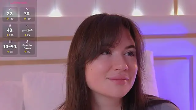 Snapshot of MeganStrain chatting on 10/10/25, 03:05 MeganStrain online show from 10/10/25, 03:05