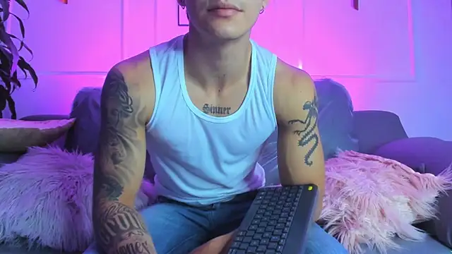 Leo santoro online show from 02/21/26, 03:02