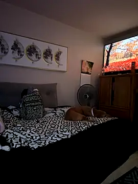 petalsexy online show from 09/24/25, 11:30