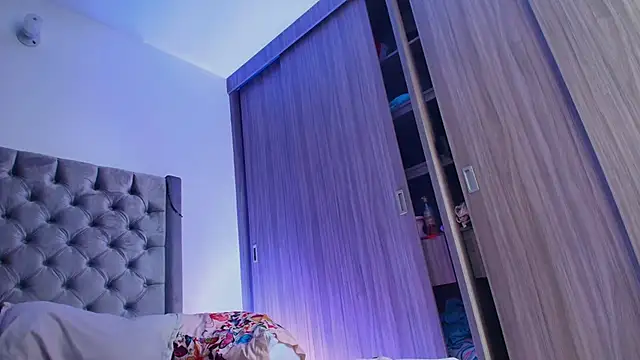 dreamsussi online show from 11/03/25, 07:59