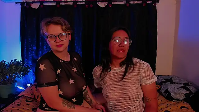 Snapshot of CrazyCakes_ chatting on 09/24/25, 02:59 CrazyCakes  online show from 09/24/25, 02:59