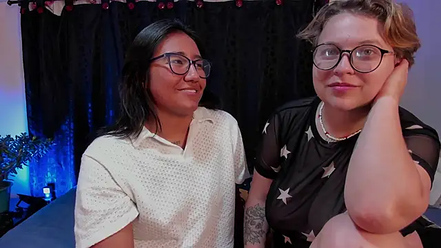 Snapshot of CrazyCakes_ chatting on 10/03/25, 05:37 CrazyCakes  online show from 10/03/25, 05:37