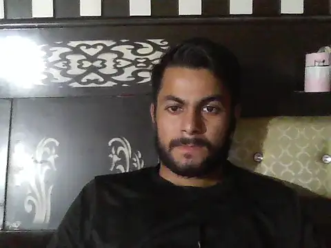 ursdreamperson online show from 10/17/25, 07:44