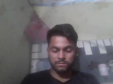 ursdreamperson online show from 10/28/25, 04:31