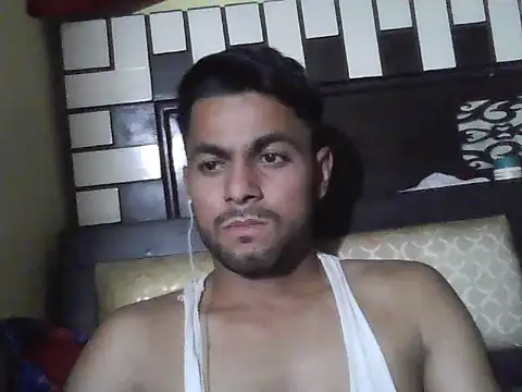 ursdreamperson online show from 11/25/25, 03:56