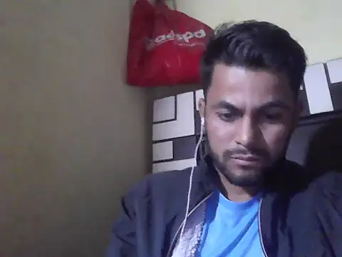 ursdreamperson online show from 12/05/25, 05:42