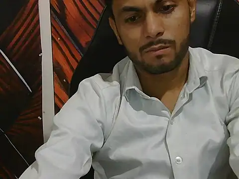 Snapshot of ursdreamperson chatting on 05/04/26, 01:18 ursdreamperson online show from 05/04/26, 01:18
