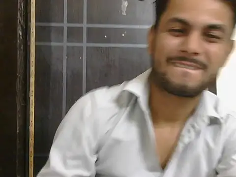 Snapshot of ursdreamperson chatting on 05/12/26, 01:03 ursdreamperson online show from 05/12/26, 01:03