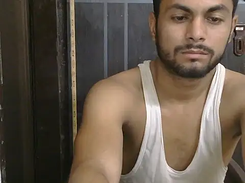 Snapshot of ursdreamperson chatting on 05/19/26, 01:00 ursdreamperson online show from 05/19/26, 01:00