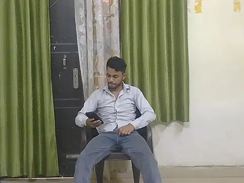 Snapshot of ursdreamperson chatting on 06/01/26, 01:29 ursdreamperson online show from 06/01/26, 01:29