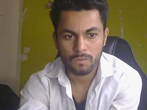 Snapshot of ursdreamperson chatting on 07/15/26, 02:06 ursdreamperson online show from 07/15/26, 02:06