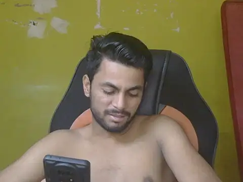Snapshot of ursdreamperson chatting on 07/17/26, 02:29 ursdreamperson online show from 07/17/26, 02:29