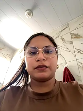 Snapshot of AngelBrazil_Ofc chatting on 11/28/25, 04:53 AngelBrazil Ofc online show from 11/28/25, 04:53