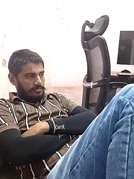 Snapshot of krishjaat43 chatting on 02/06/26, 10:51 krishjaat43 online show from 02/06/26, 10:51