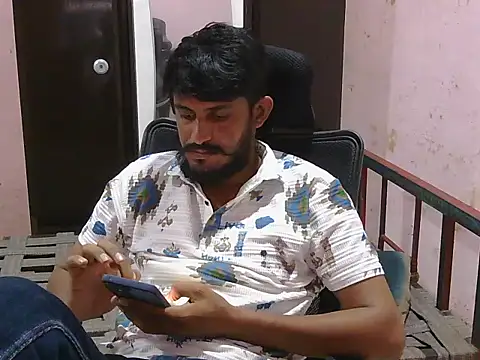 Snapshot of krishjaat43 chatting on 06/08/26, 01:22 krishjaat43 online show from 06/08/26, 01:22