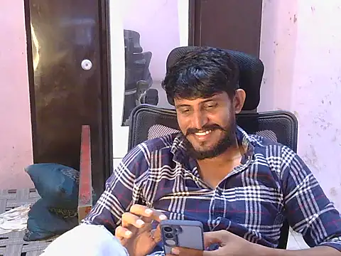 Snapshot of krishjaat43 chatting on 06/10/26, 05:45 krishjaat43 online show from 06/10/26, 05:45