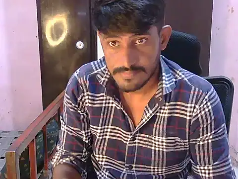 Snapshot of krishjaat43 chatting on 07/08/26, 03:38 krishjaat43 online show from 07/08/26, 03:38